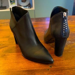 PAIGE Kenna Booties *NEVER WORN DUST BAG INCLUDED*